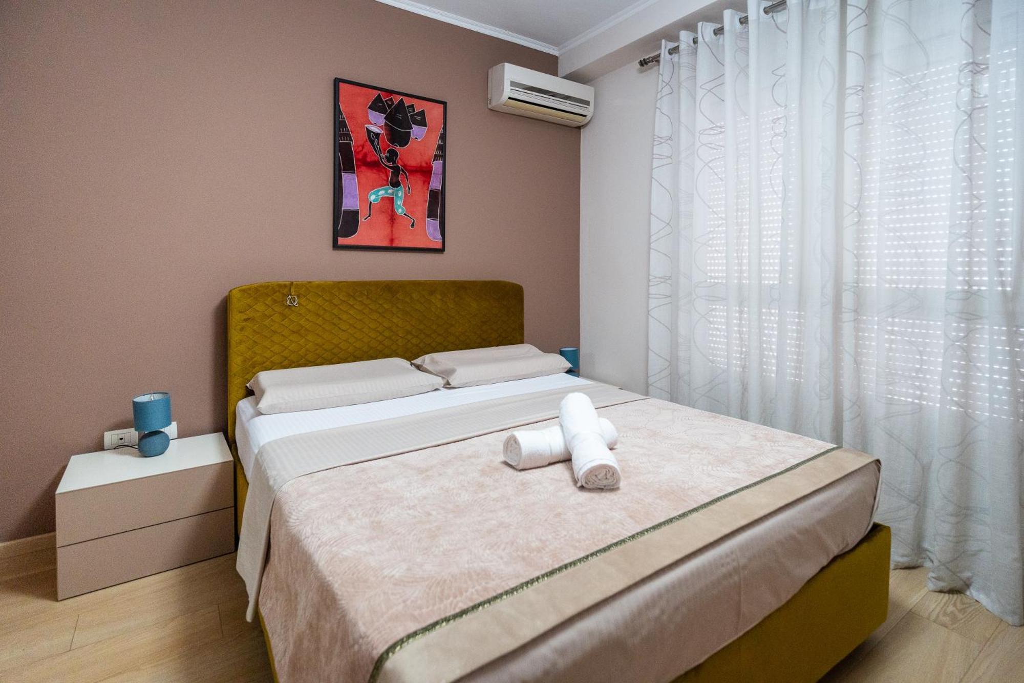 House Center * Tirana
